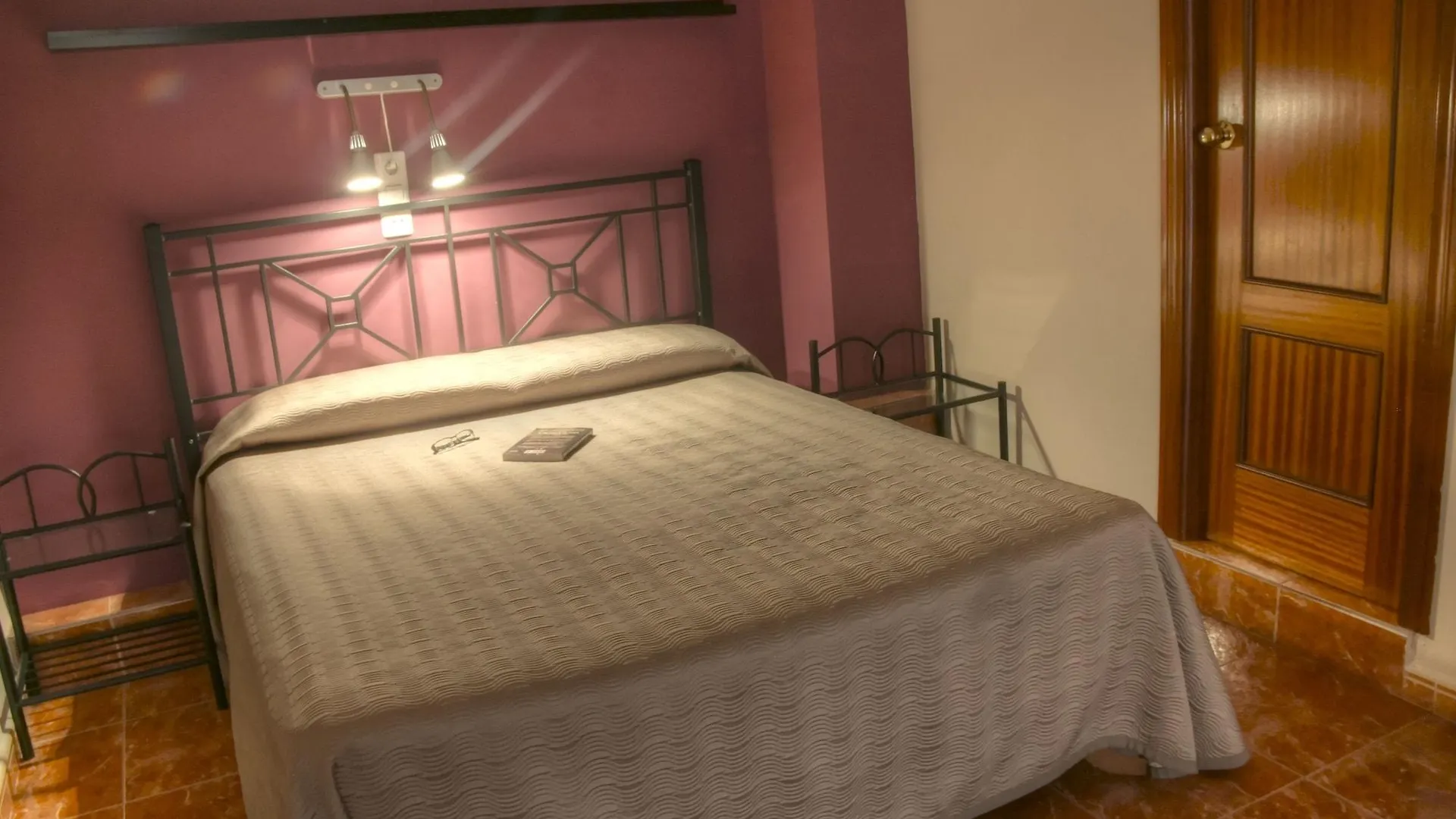 Hostel Hostal Jentoft Sewilla Hiszpania