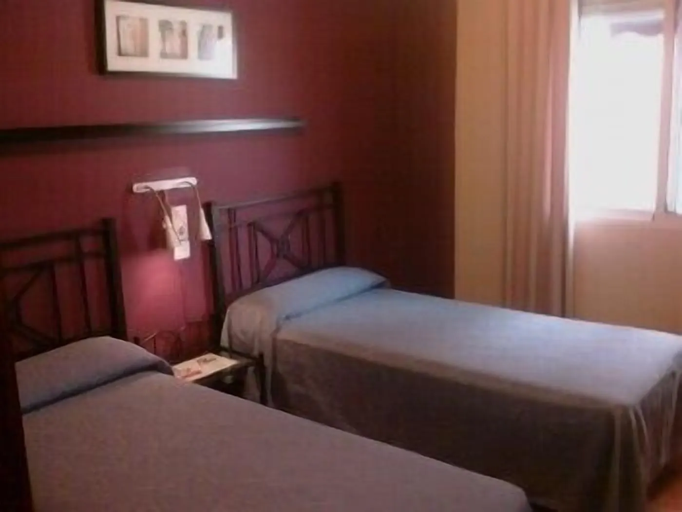 Vandrerhjem Hostal Jentoft Sevilla