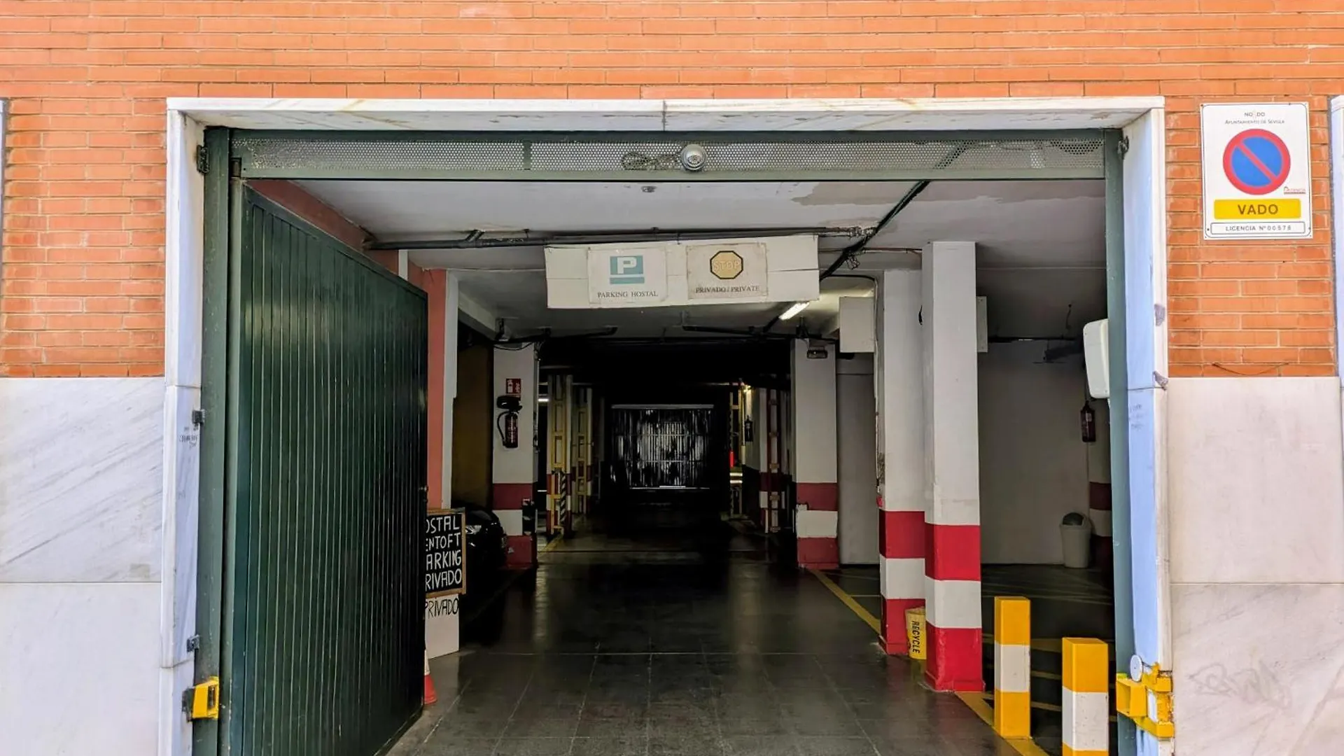 Hostal Jentoft Sevilla 0*,